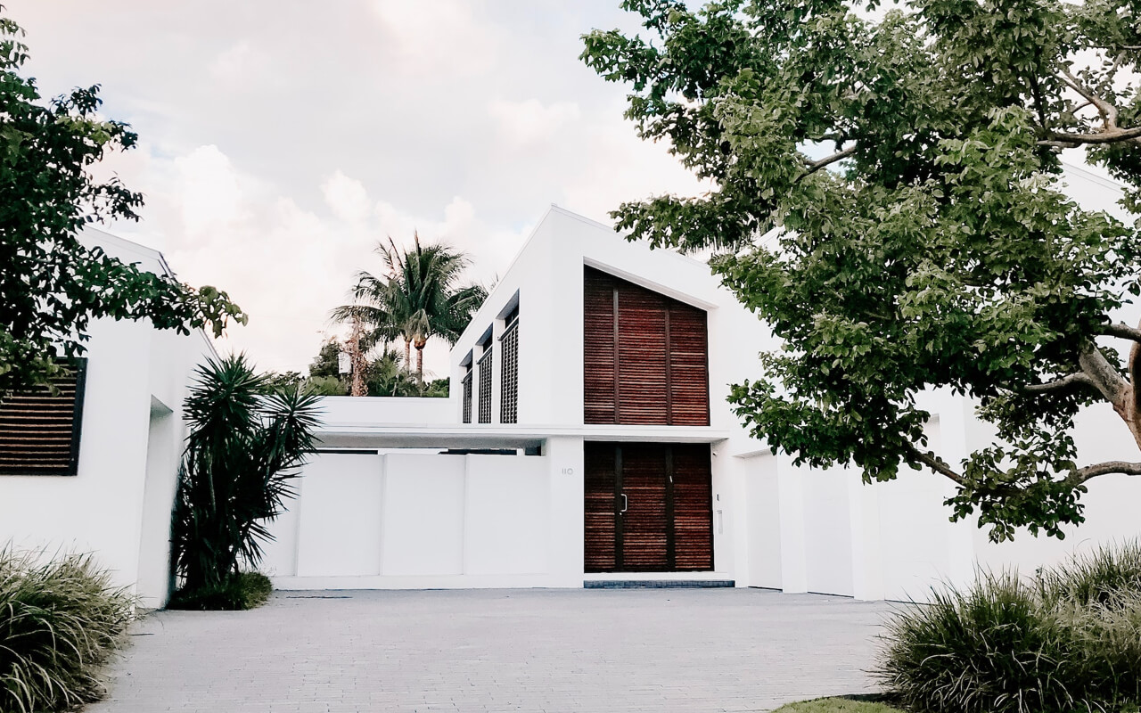 Private House Central Park Flower Valley